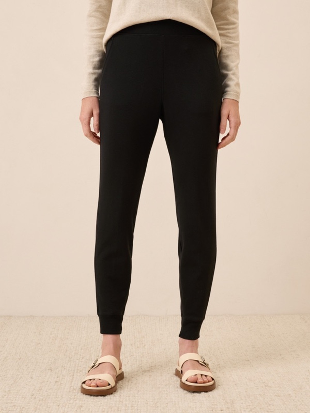 Pact Organic Airplane joggers NWT Large Black Women’s